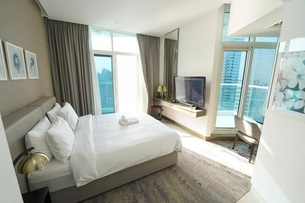 Huge Studio In Downtown Dubai, Six Minutes To Dubai Malls 0*,