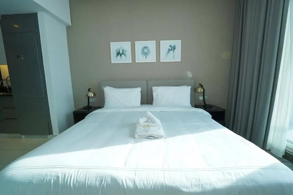 Huge Studio In Downtown Dubai, Six Minutes To Dubai Malls