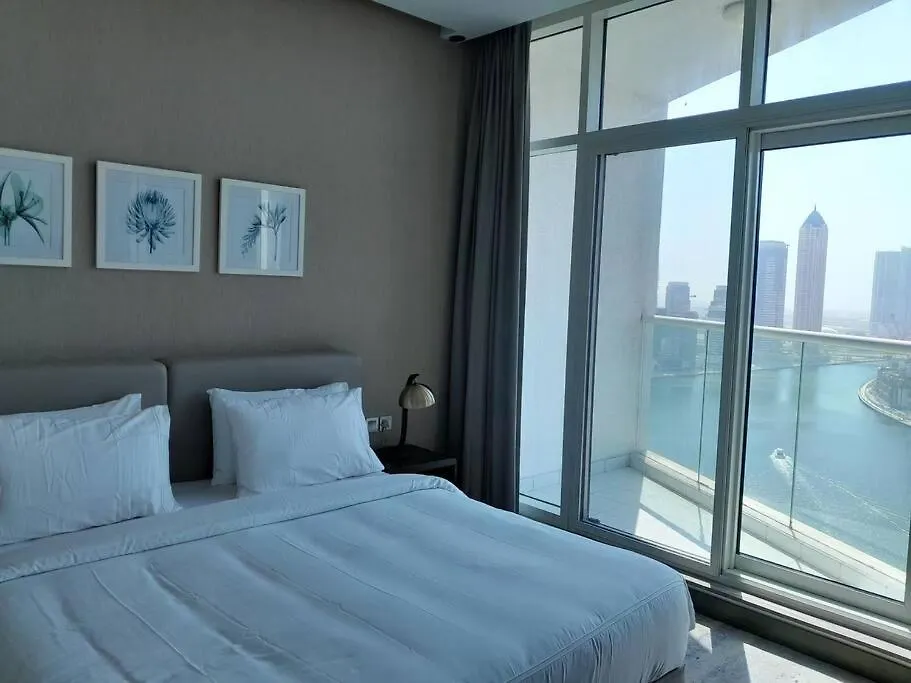 Apartment Huge Studio In Downtown Dubai, Six Minutes To Dubai Malls United Arab Emirates